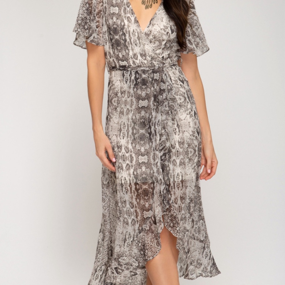 NWT She + Sky Printed MIDI Dress size small